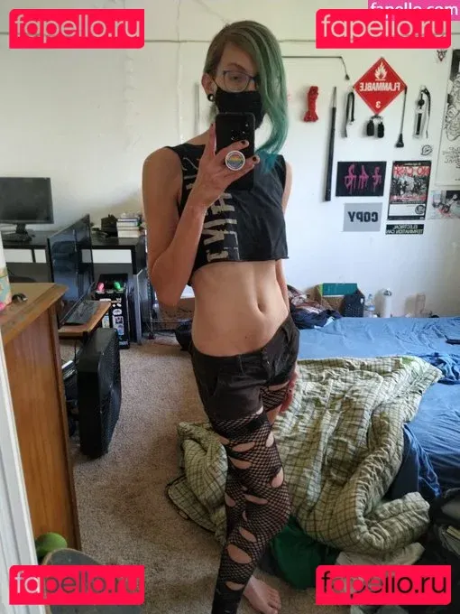 Cassie Coyote Onlyfans Photo Gallery 