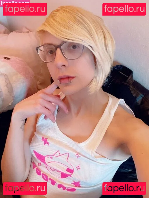 Cassie Coyote Onlyfans Photo Gallery 