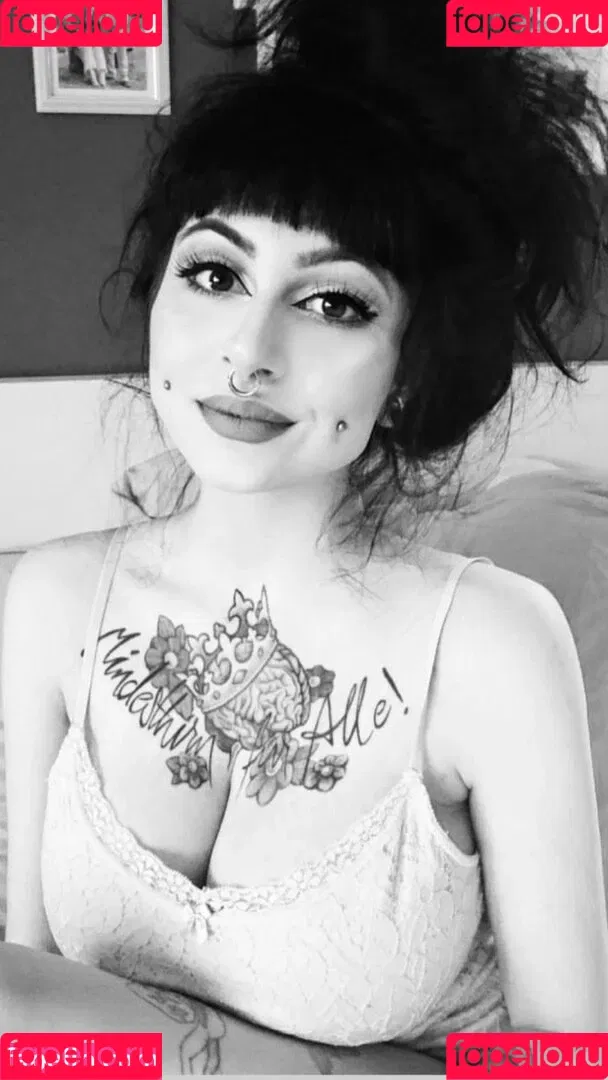 Zainab Onlyfans Photo Gallery 