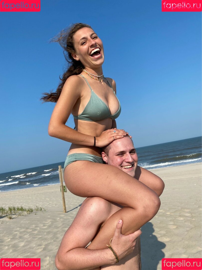 Michelaraeupton Onlyfans Photo Gallery 