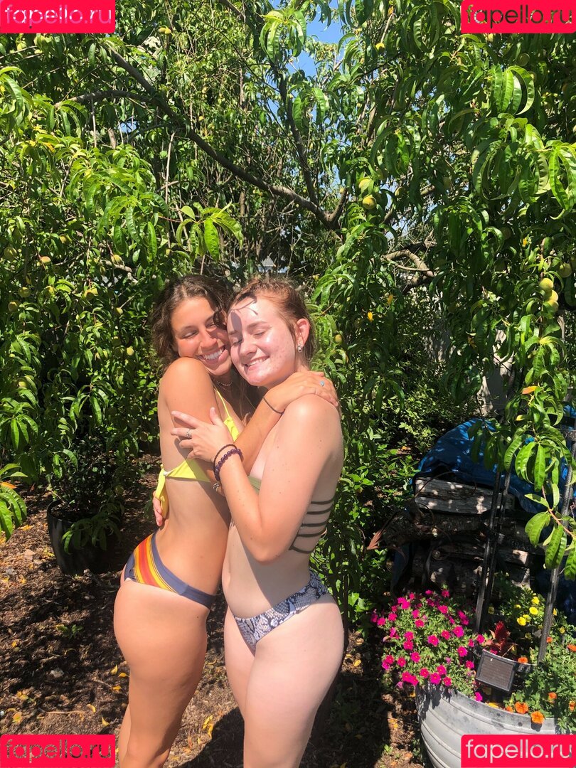 Michelaraeupton Onlyfans Photo Gallery 