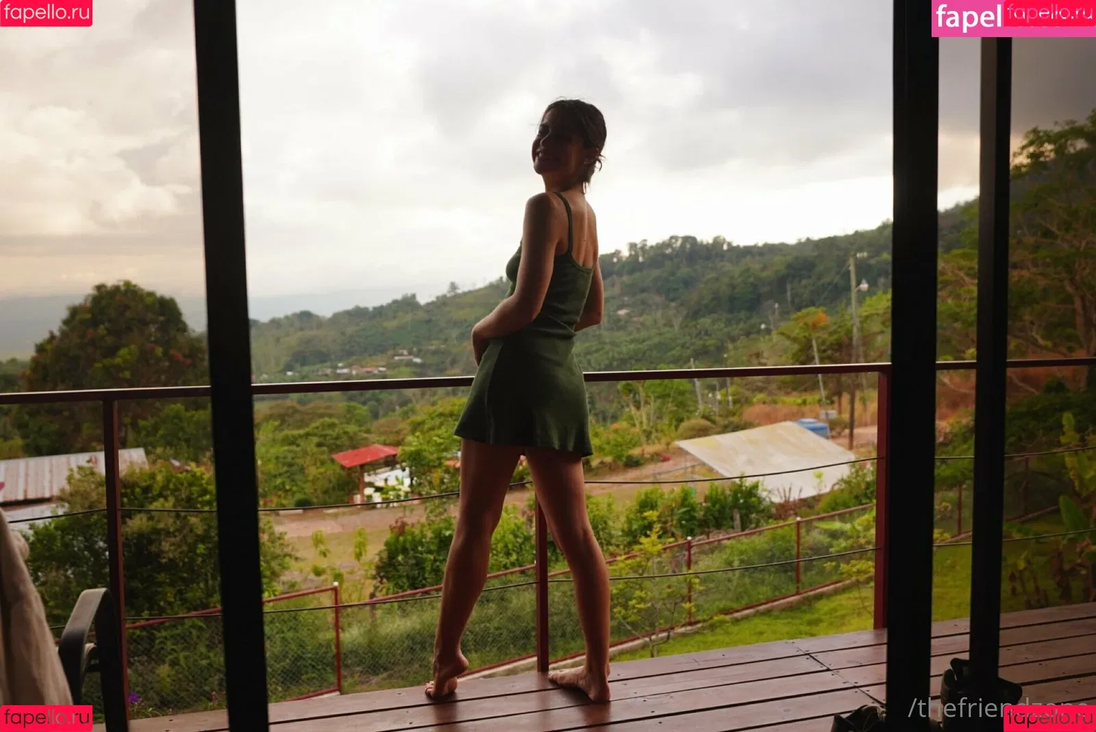 thefriendzone Onlyfans Photo Gallery 