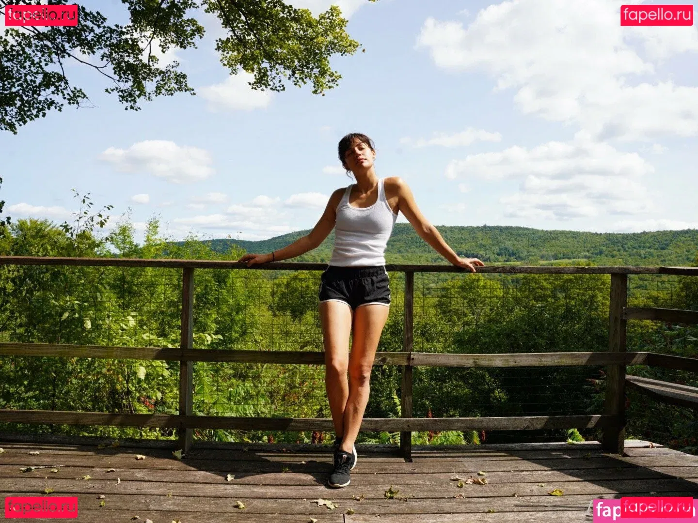 thefriendzone Onlyfans Photo Gallery 