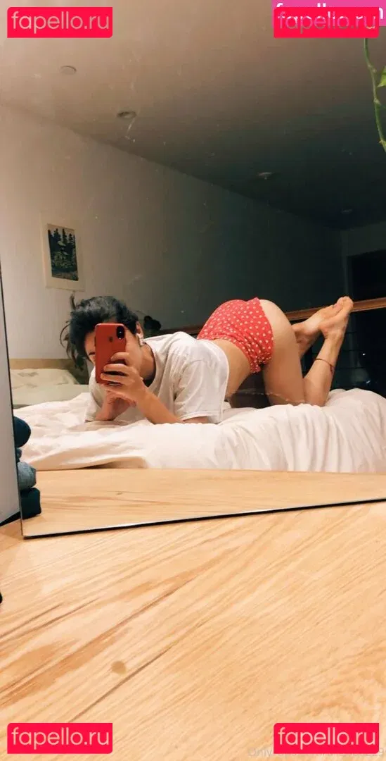 thefriendzone Onlyfans Photo Gallery 