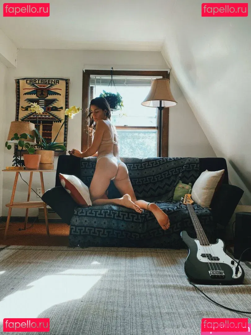 thefriendzone Onlyfans Photo Gallery 