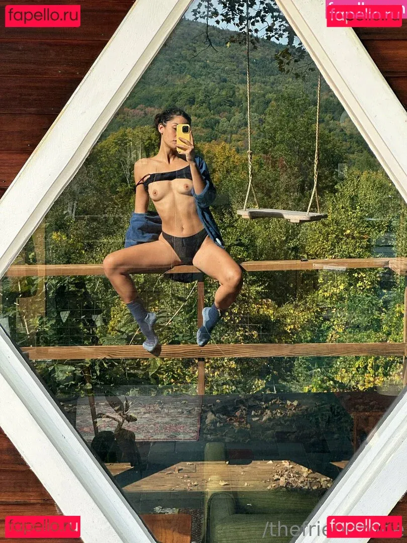 thefriendzone Onlyfans Photo Gallery 