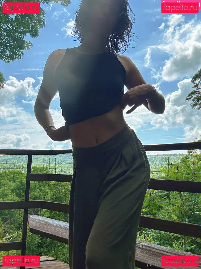 thefriendzone Onlyfans Photo Gallery 