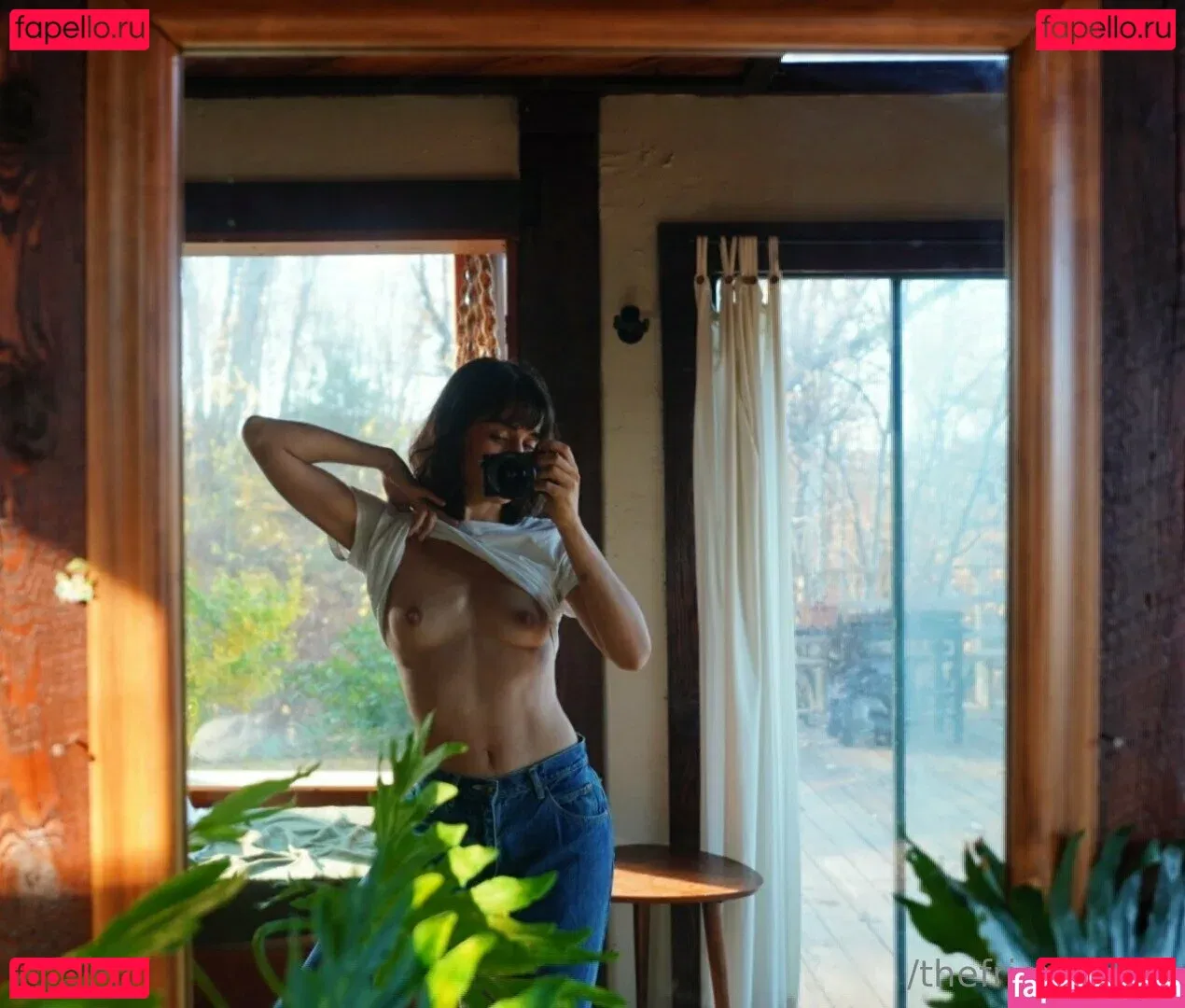 thefriendzone Onlyfans Photo Gallery 