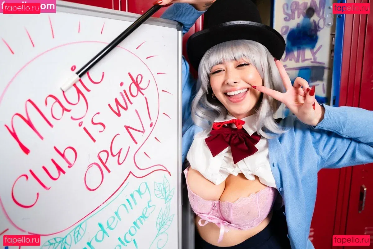 Chloe Surreal Onlyfans Photo Gallery 