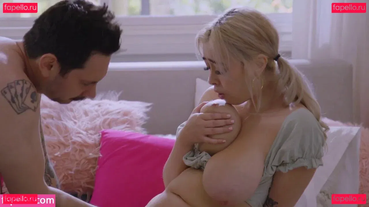 Chloe Surreal Onlyfans Photo Gallery 