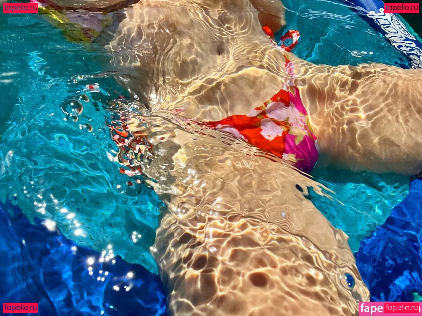 Chloe Surreal Onlyfans Photo Gallery 