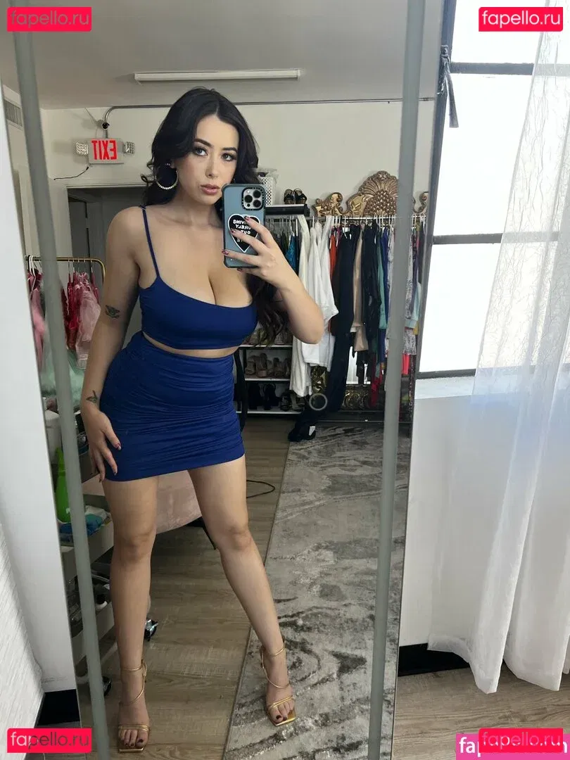 Chloe Surreal Onlyfans Photo Gallery 