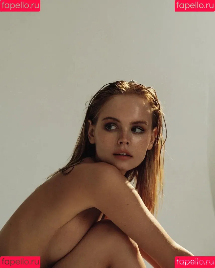 Anastasiya Scheglova Onlyfans Photo Gallery 