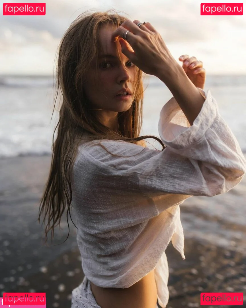 Anastasiya Scheglova Onlyfans Photo Gallery 