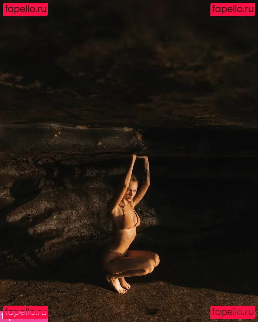 Anastasiya Scheglova Onlyfans Photo Gallery 