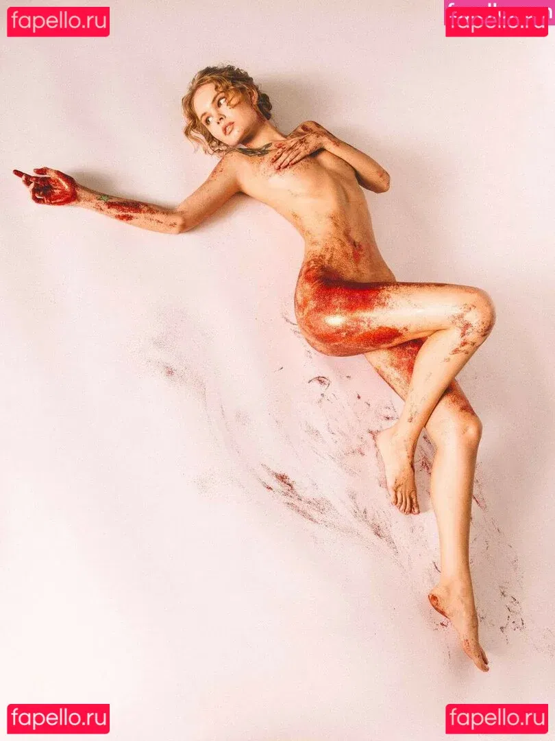 Anastasiya Scheglova Onlyfans Photo Gallery 