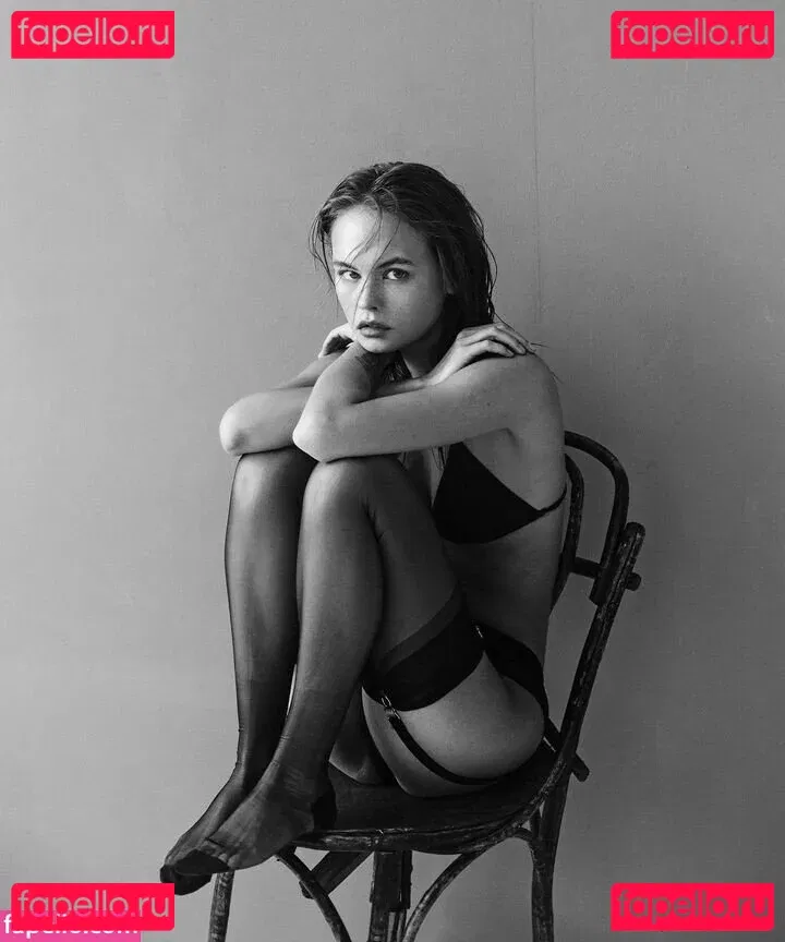 Anastasiya Scheglova Onlyfans Photo Gallery 