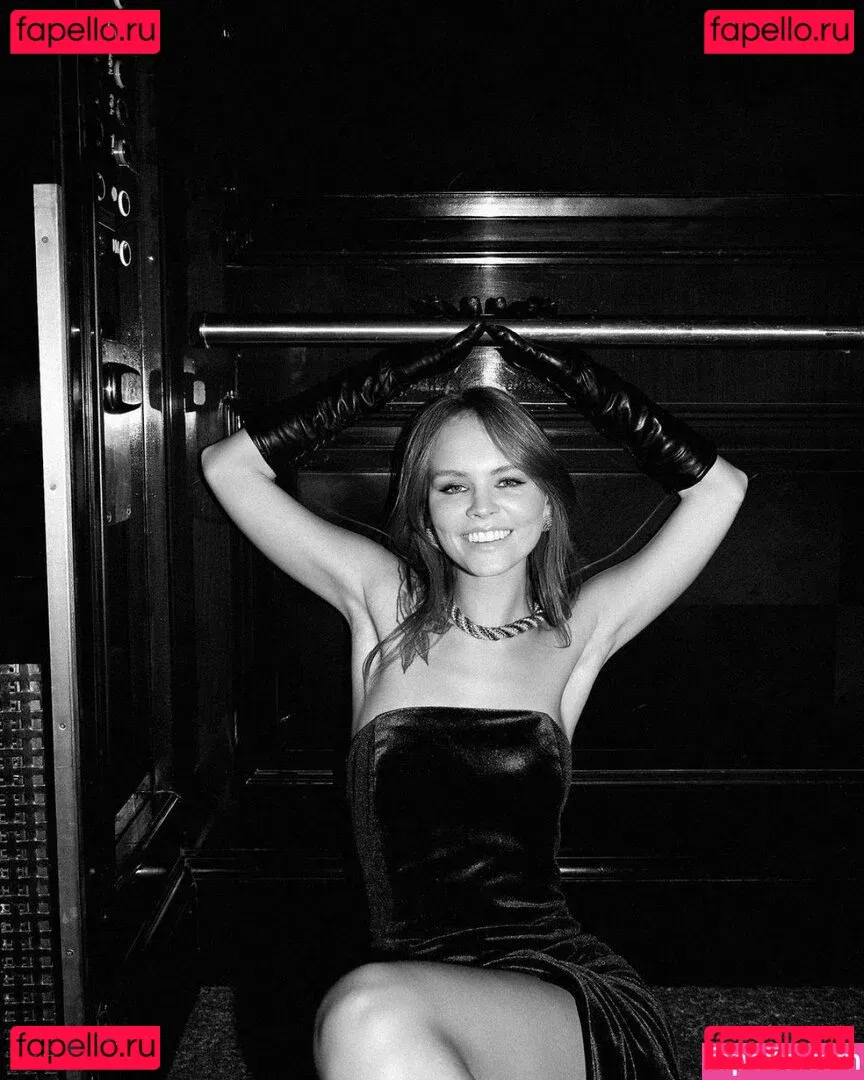 Anastasiya Scheglova Onlyfans Photo Gallery 