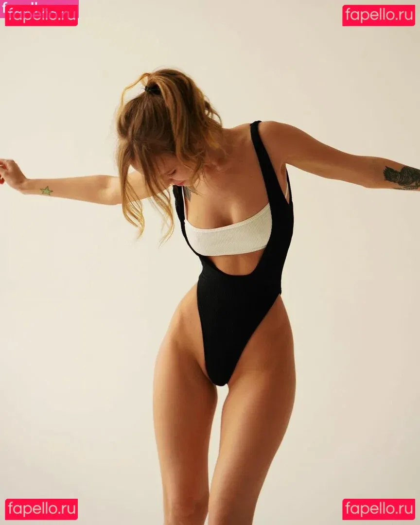 Anastasiya Scheglova Onlyfans Photo Gallery 