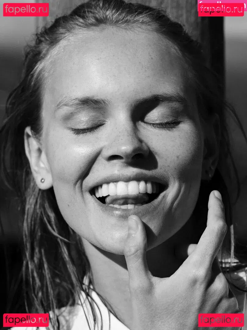 Anastasiya Scheglova Onlyfans Photo Gallery 