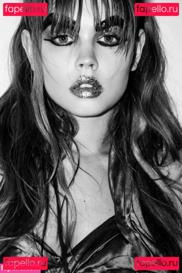 Anastasiya Scheglova Onlyfans Photo Gallery 