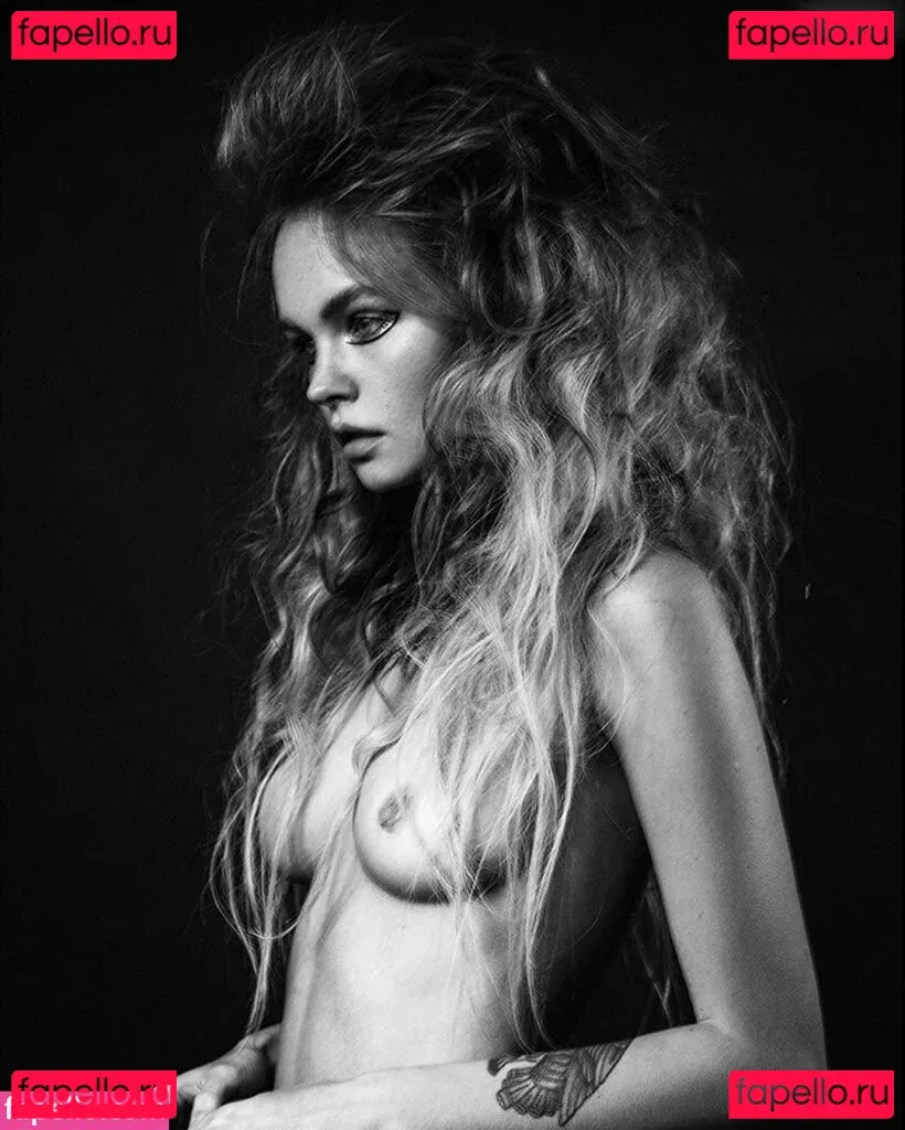 Anastasiya Scheglova Onlyfans Photo Gallery 