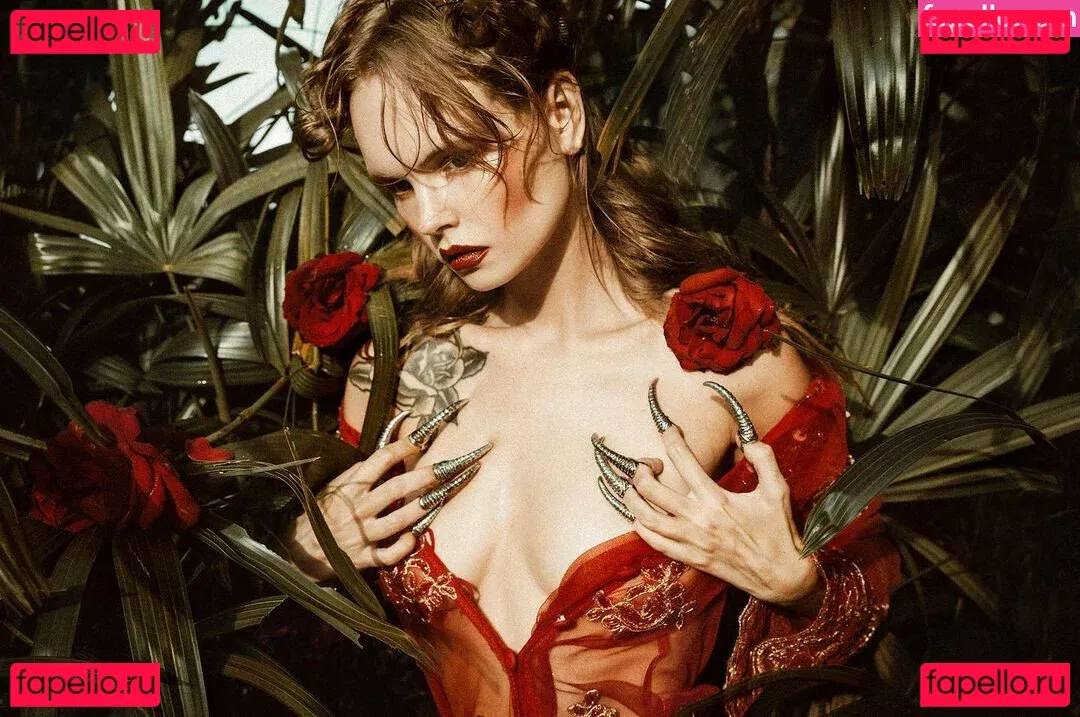 Anastasiya Scheglova Onlyfans Photo Gallery 