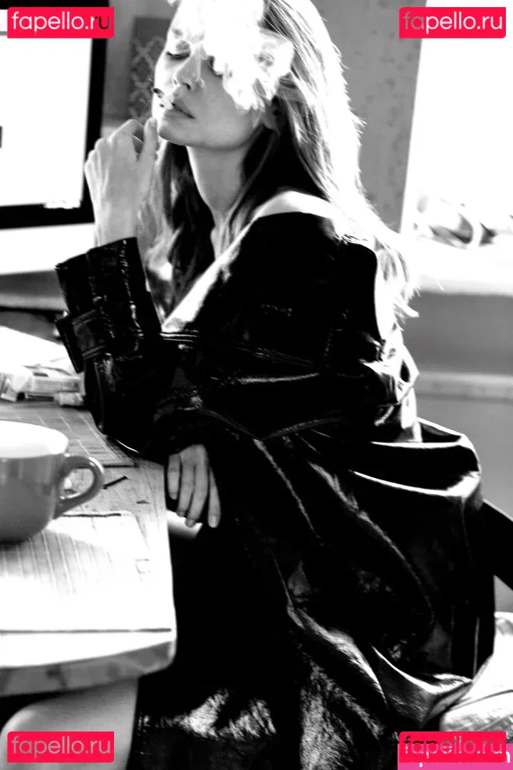 Anastasiya Scheglova Onlyfans Photo Gallery 