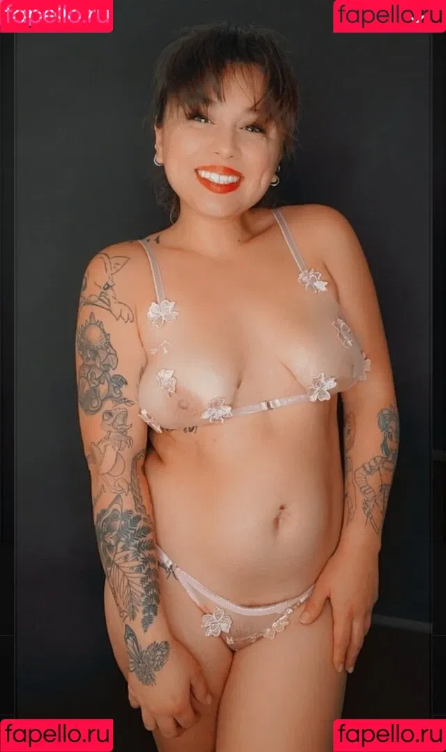 Zumbieallure Onlyfans Photo Gallery 