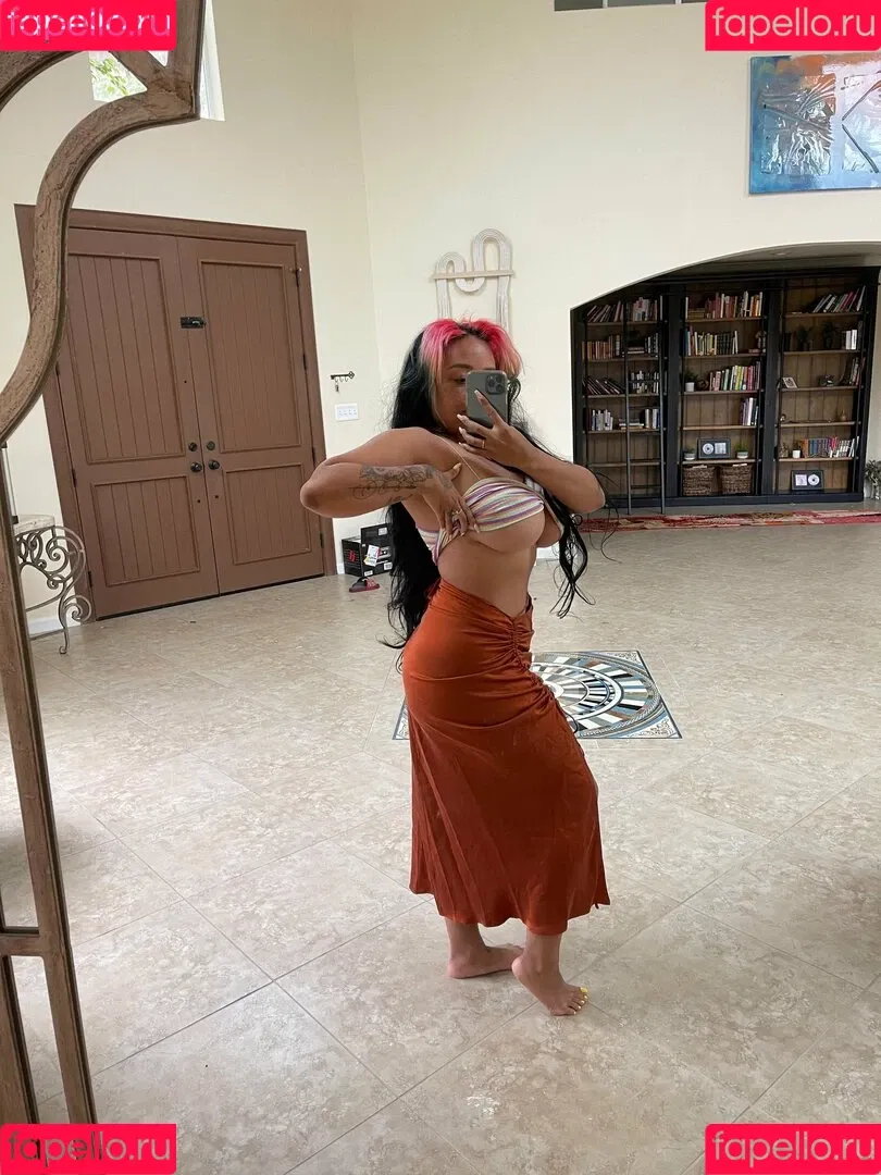 emilycheree Onlyfans Photo Gallery 