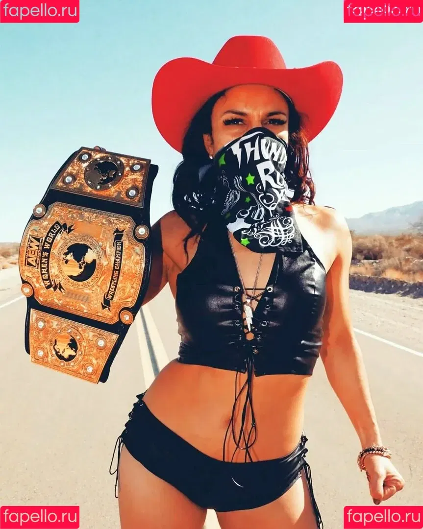 Thunder Rosa Onlyfans Photo Gallery 