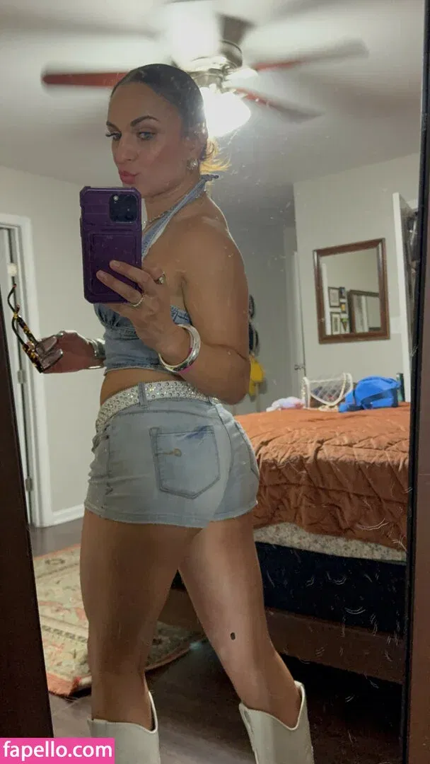 Thunder Rosa Onlyfans Photo Gallery 