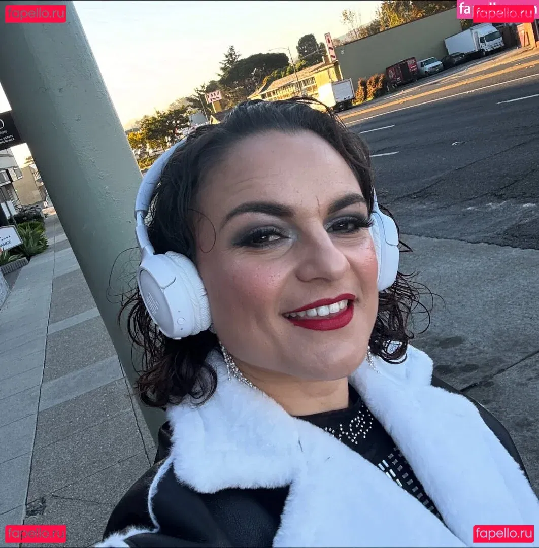 Thunder Rosa Onlyfans Photo Gallery 