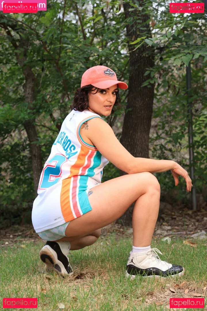 Thunder Rosa Onlyfans Photo Gallery 