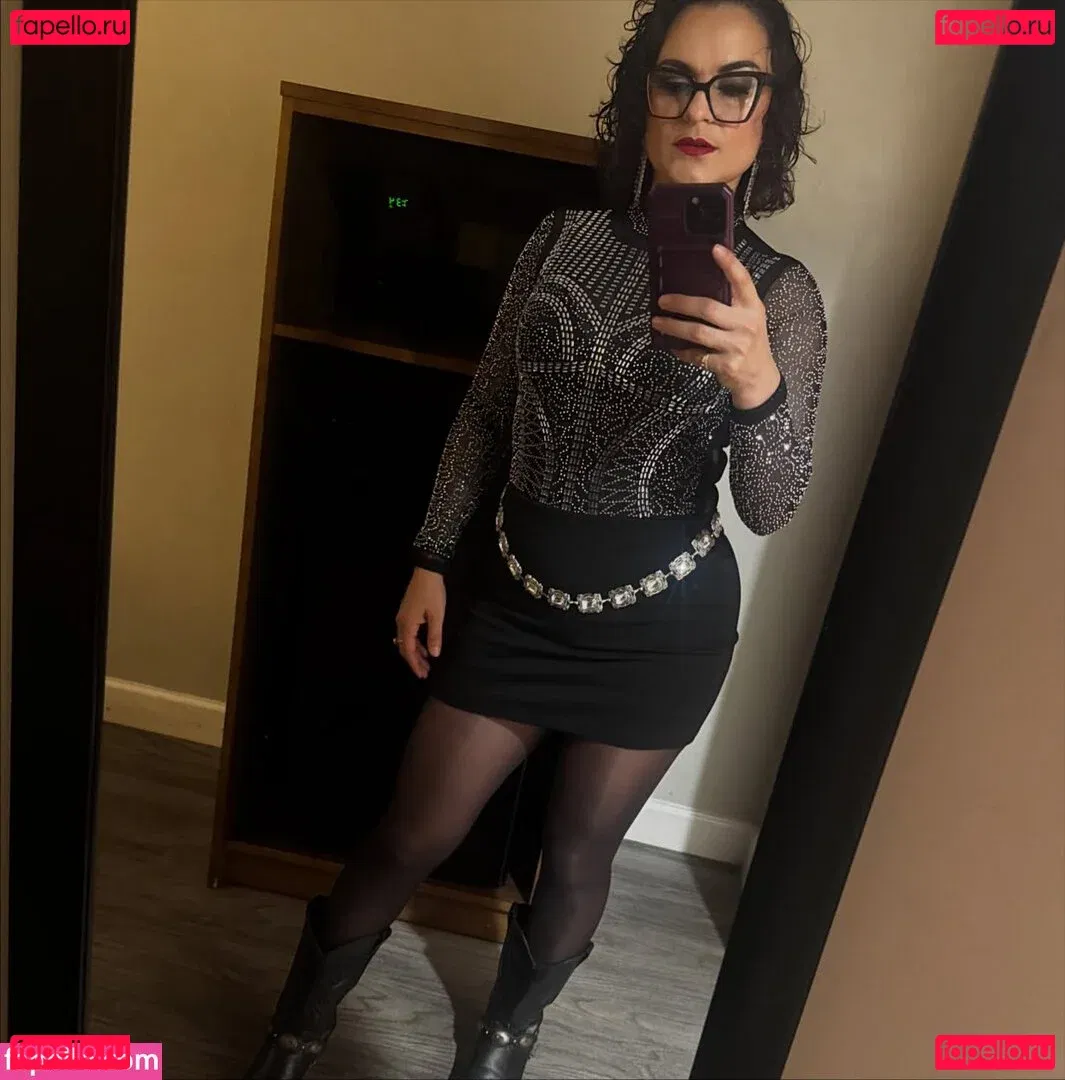 Thunder Rosa Onlyfans Photo Gallery 