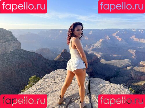 Thunder Rosa Onlyfans Photo Gallery 