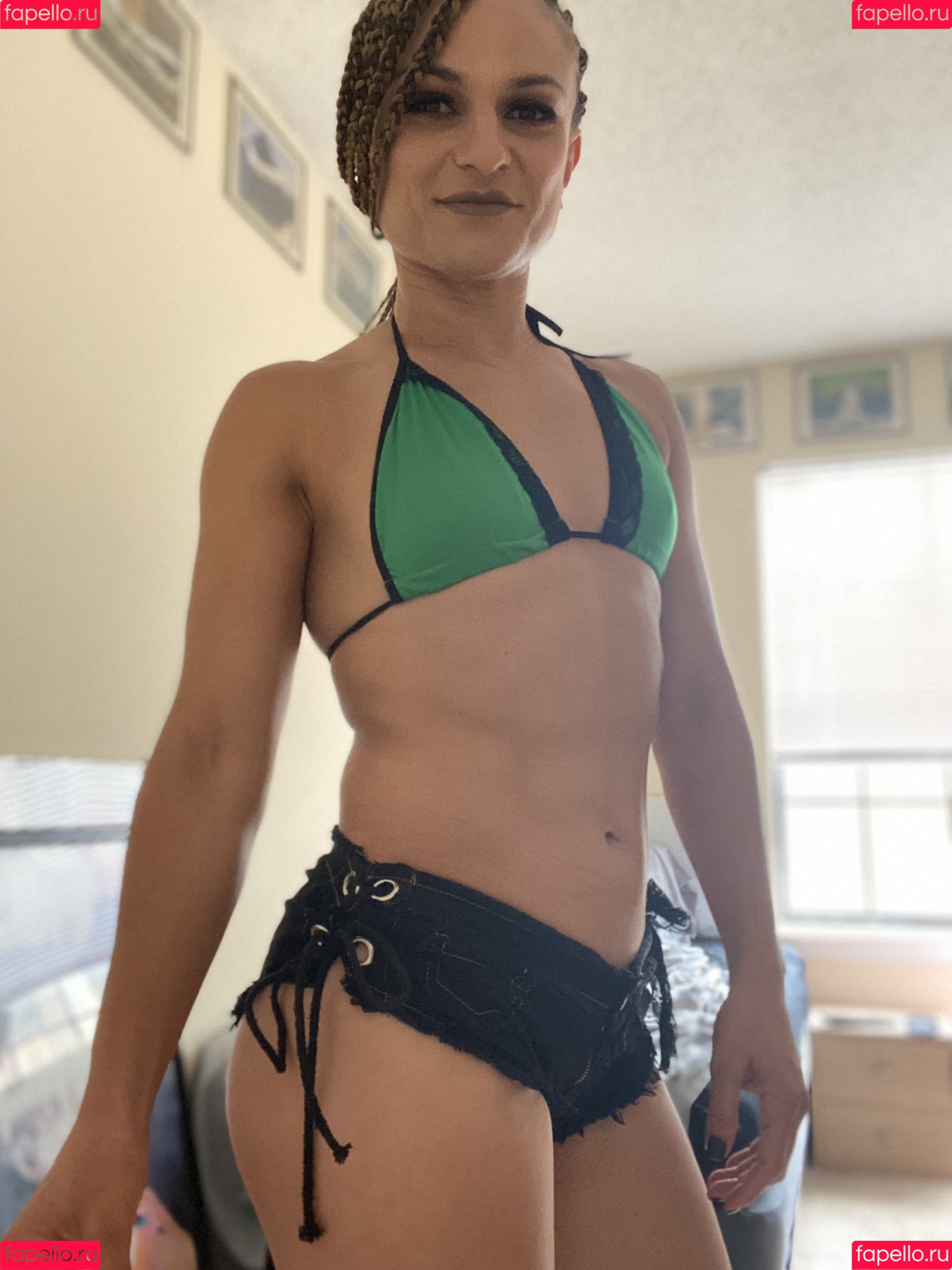 Thunder Rosa Onlyfans Photo Gallery 