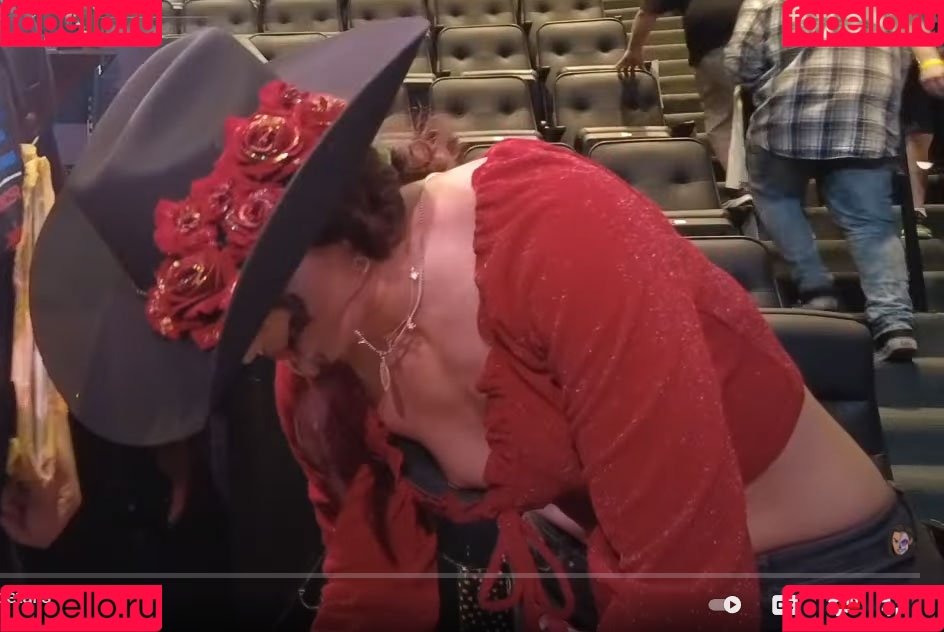 Thunder Rosa Onlyfans Photo Gallery 