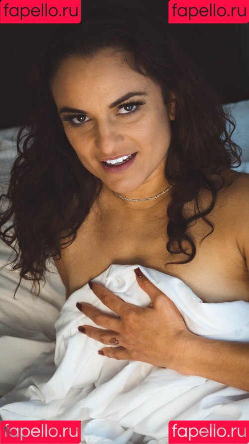 Thunder Rosa Onlyfans Photo Gallery 