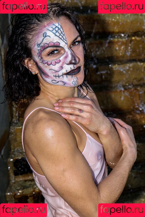 Thunder Rosa Onlyfans Photo Gallery 