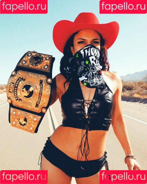 Thunder Rosa Onlyfans Photo Gallery 