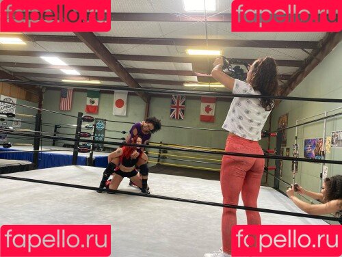 Thunder Rosa Onlyfans Photo Gallery 