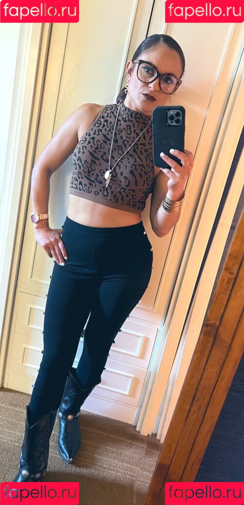 Thunder Rosa Onlyfans Photo Gallery 