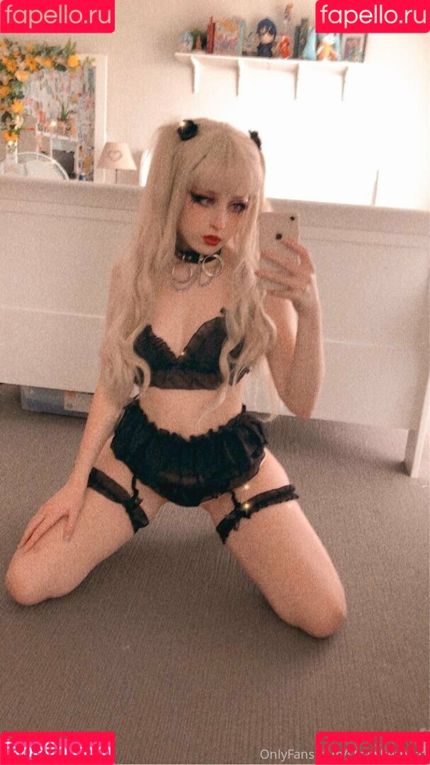 Strawberryjaz Onlyfans Photo Gallery 