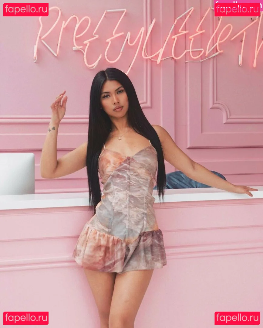 Alyanna Joelle Onlyfans Photo Gallery 