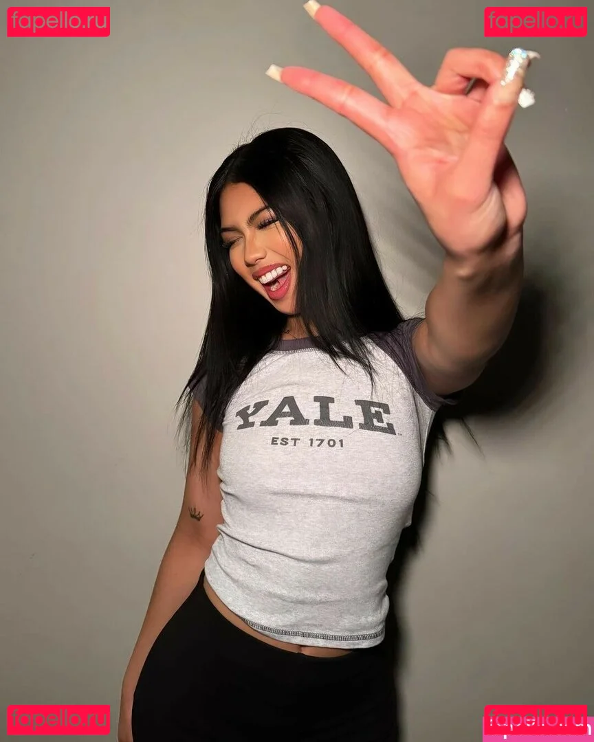 Alyanna Joelle Onlyfans Photo Gallery 