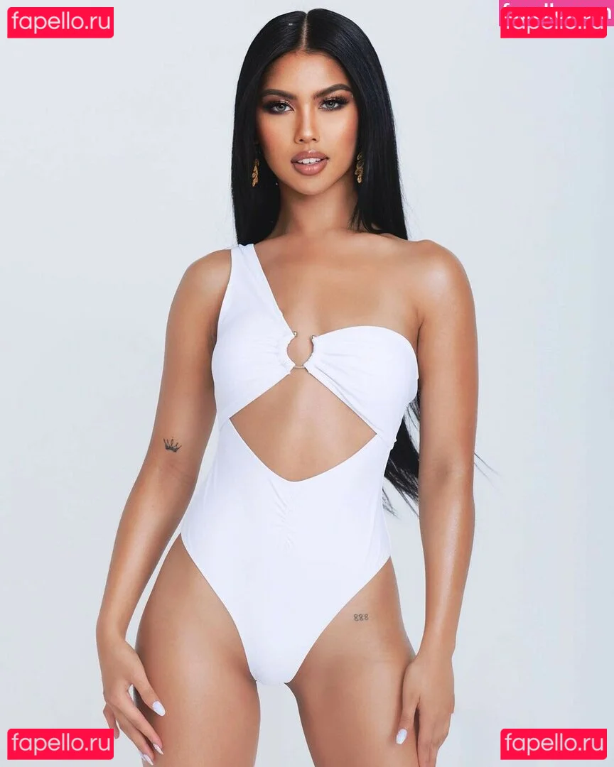 Alyanna Joelle Onlyfans Photo Gallery 