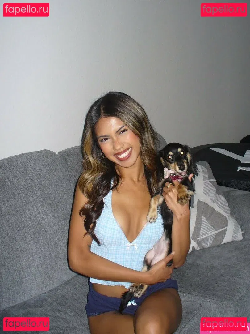 Alyanna Joelle Onlyfans Photo Gallery 