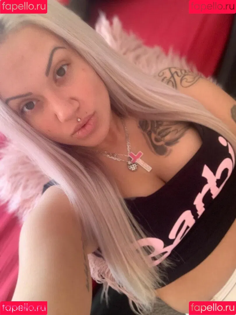 rozsacinti Onlyfans Photo Gallery 