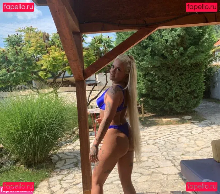 rozsacinti Onlyfans Photo Gallery 